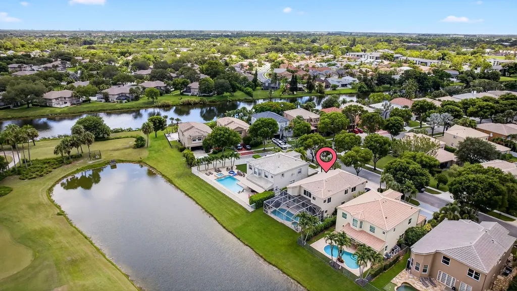 2035 Reston Circle Royal Palm Beach FL 33411
