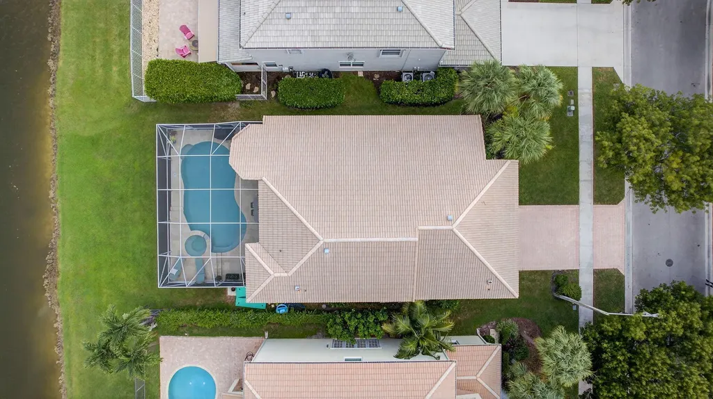 2035 Reston Circle Royal Palm Beach FL 33411