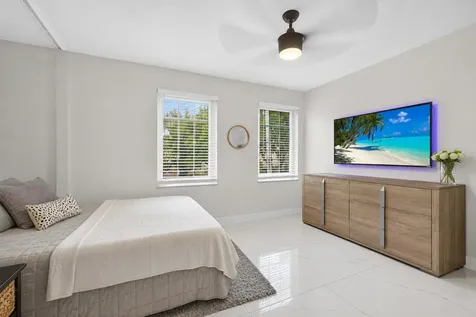 2035 Reston Circle Royal Palm Beach FL 33411