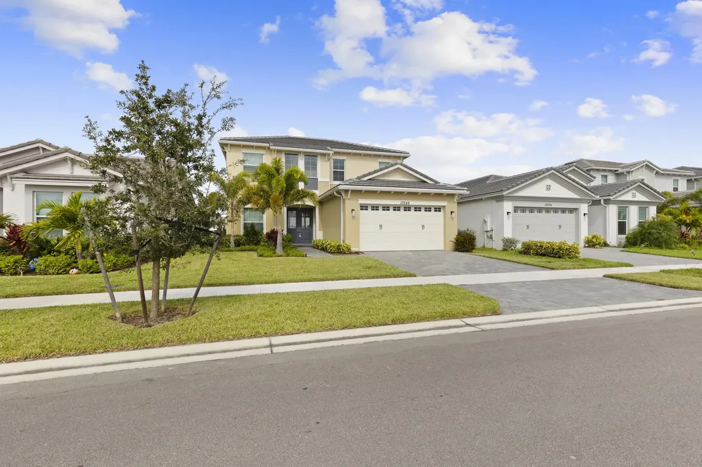 13548 Spruce Pine Drive Westlake FL 33470