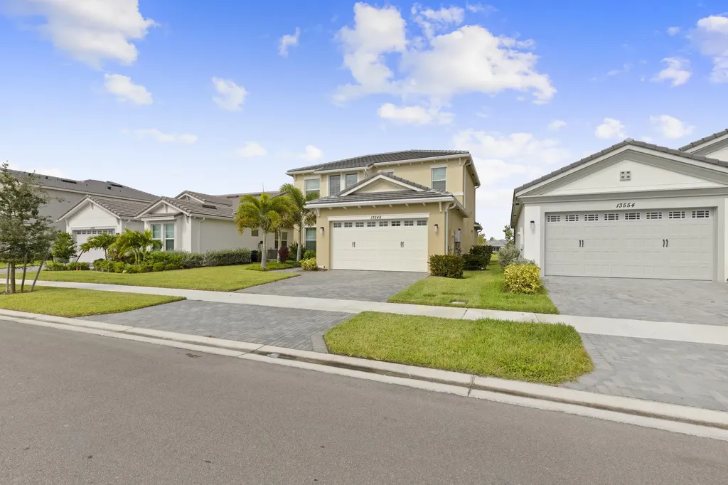 13548 Spruce Pine Drive Westlake FL 33470