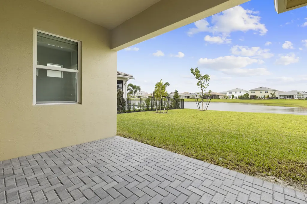 13548 Spruce Pine Drive Westlake FL 33470