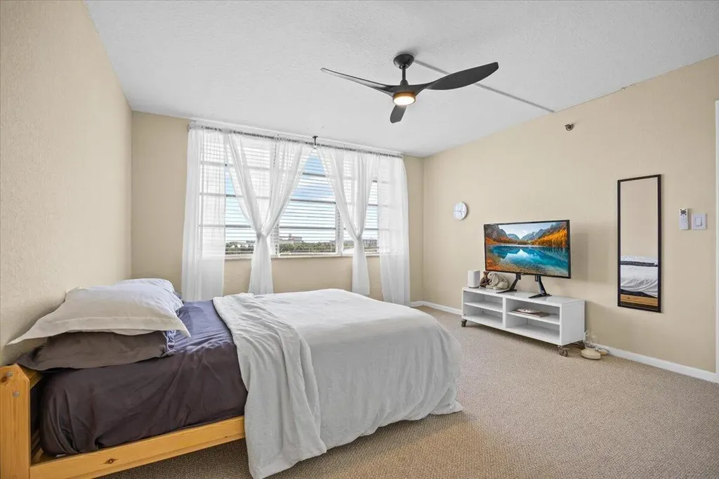 3100 W Rolling Hills Circle Davie FL 33328