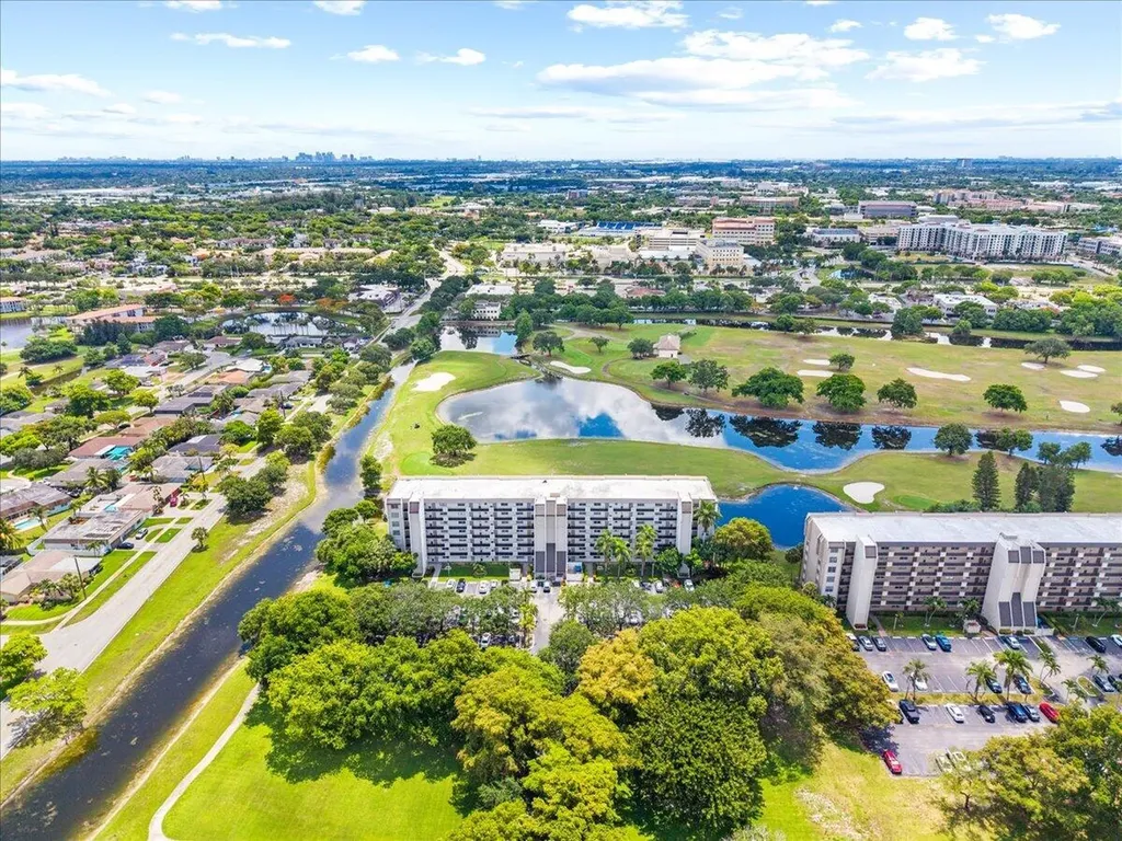 3100 W Rolling Hills Circle Davie FL 33328