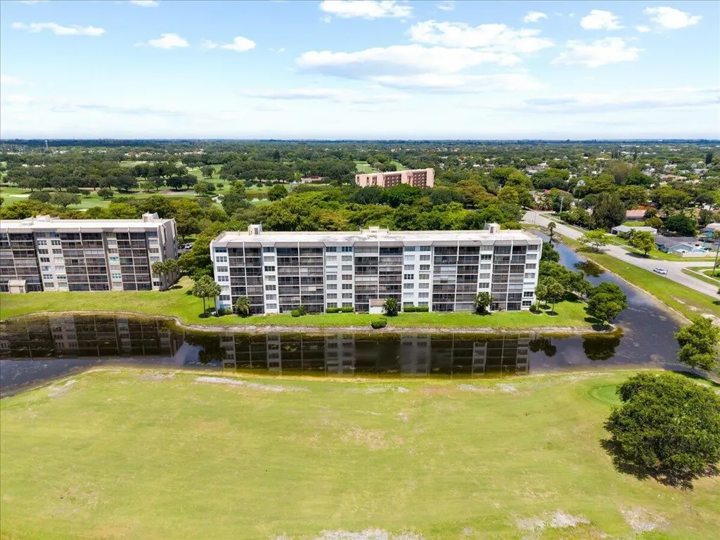 3100 W Rolling Hills Circle Davie FL 33328