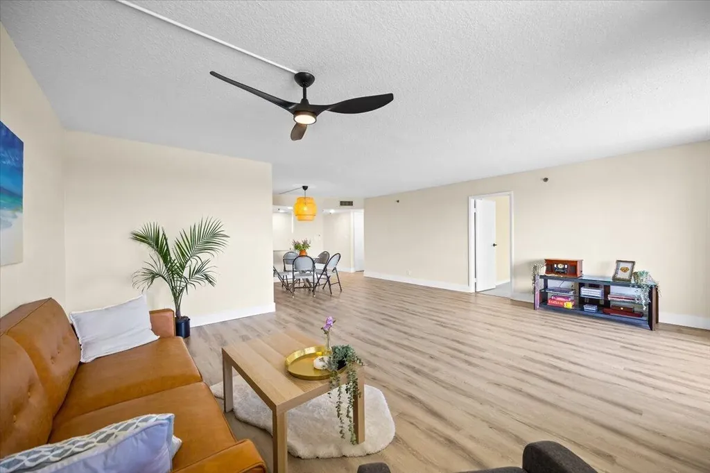 3100 W Rolling Hills Circle Davie FL 33328