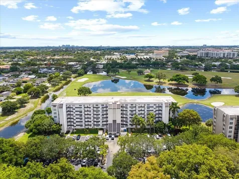 3100 W Rolling Hills Circle Davie FL 33328