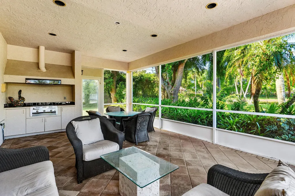 17571 Bocaire Way Boca Raton FL 33487