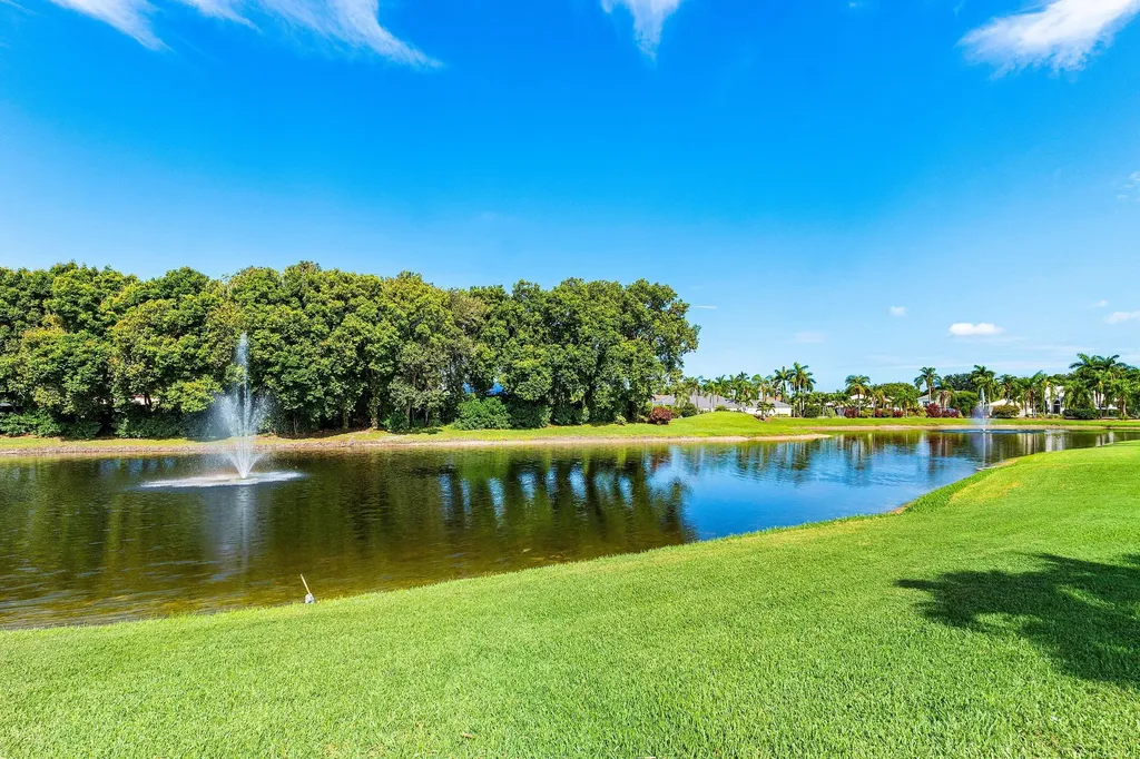 17571 Bocaire Way Boca Raton FL 33487