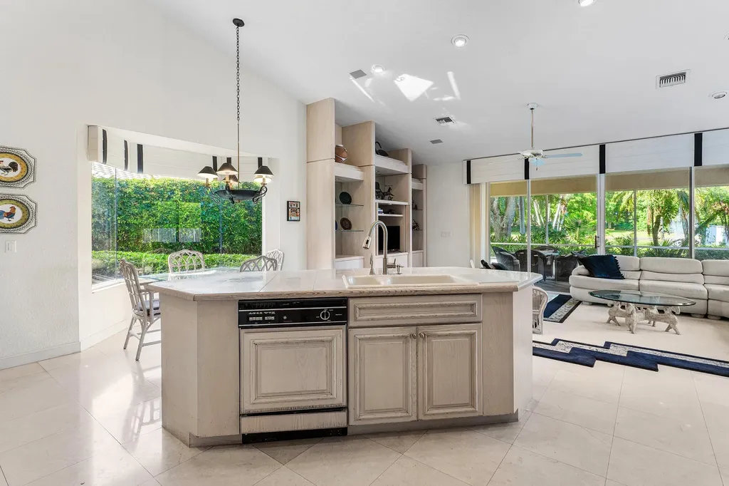 17571 Bocaire Way Boca Raton FL 33487