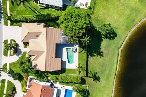 17571 Bocaire Way Boca Raton FL 33487
