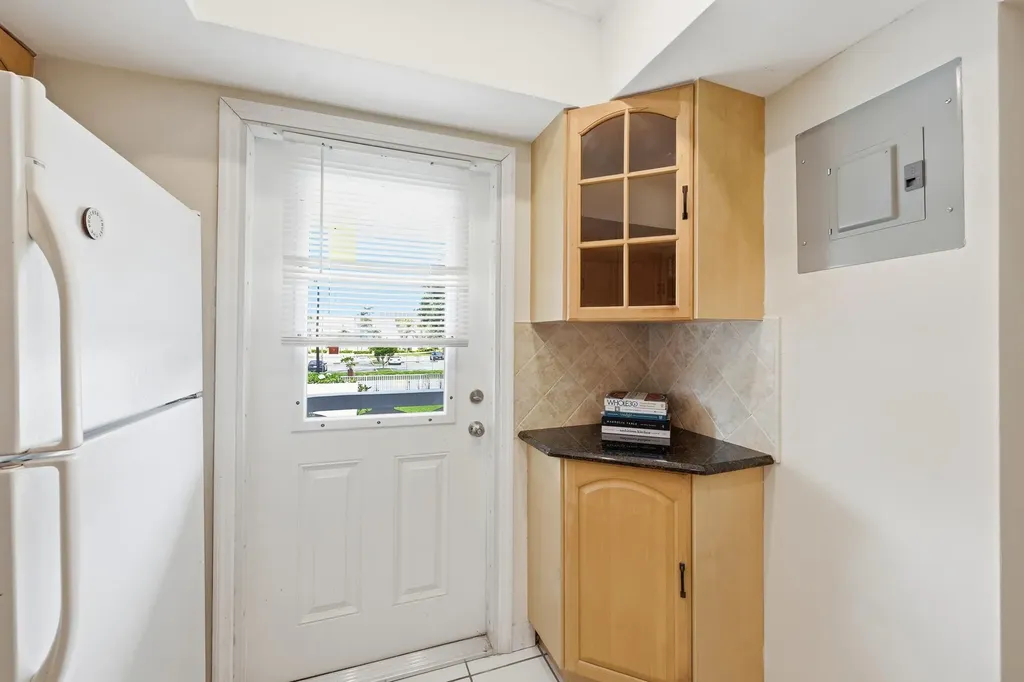 3300 NE 10th Terrace Pompano Beach FL 33064