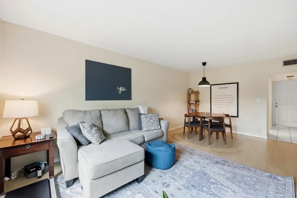 3300 NE 10th Terrace Pompano Beach FL 33064