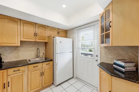 3300 NE 10th Terrace Pompano Beach FL 33064