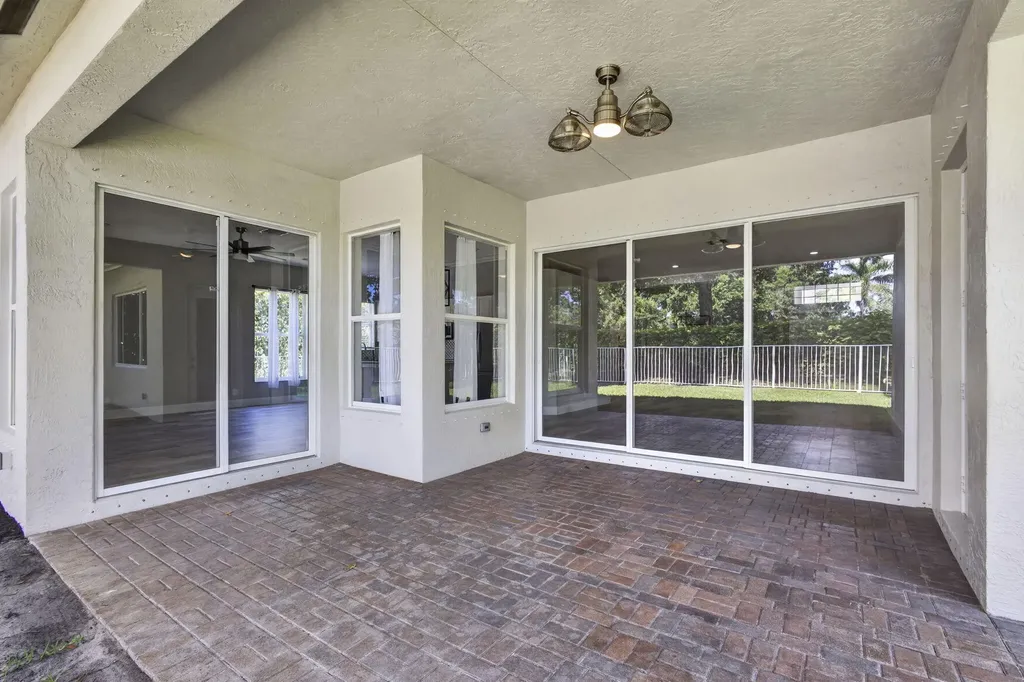 4293 Mariners Cove Drive Wellington FL 33449