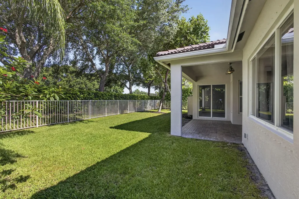 4293 Mariners Cove Drive Wellington FL 33449