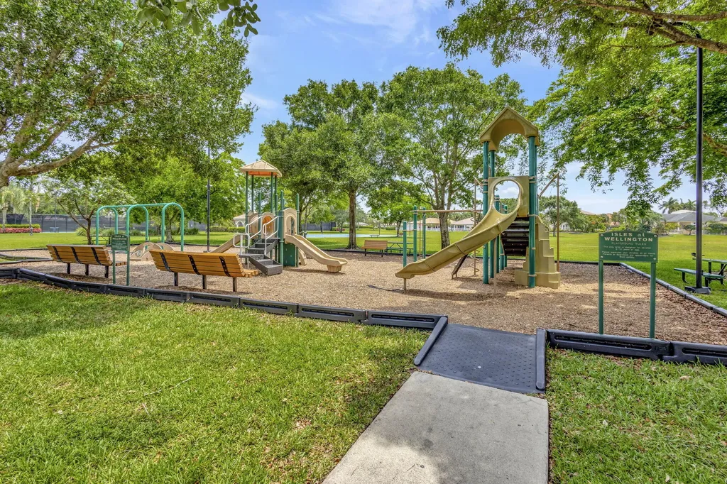 4293 Mariners Cove Drive Wellington FL 33449
