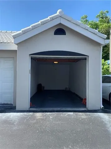 2850 N Oakland Forest Drive Oakland Park FL 33309