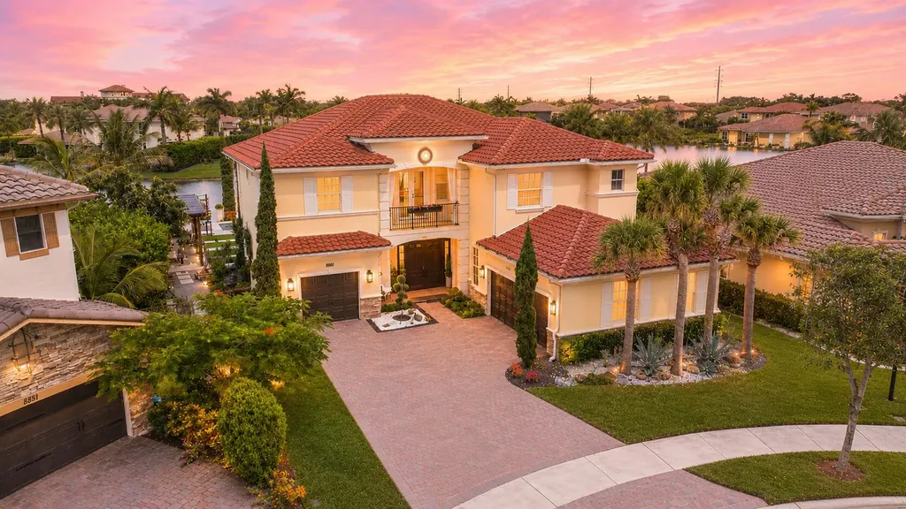 Parkland FL, 8861 Edgewater Place