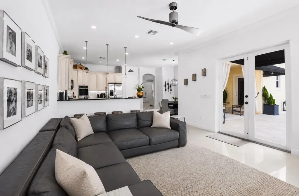 8861 Edgewater Place Parkland FL 33076