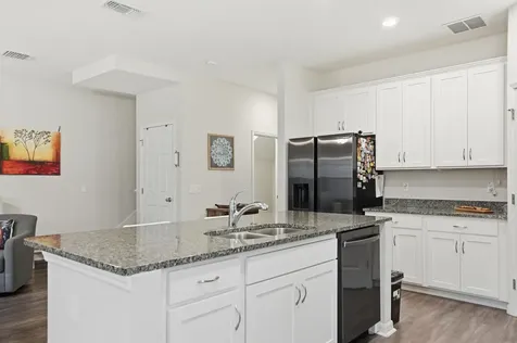 4997 Avalon Park Boulevard Wesley Chapel FL 33545