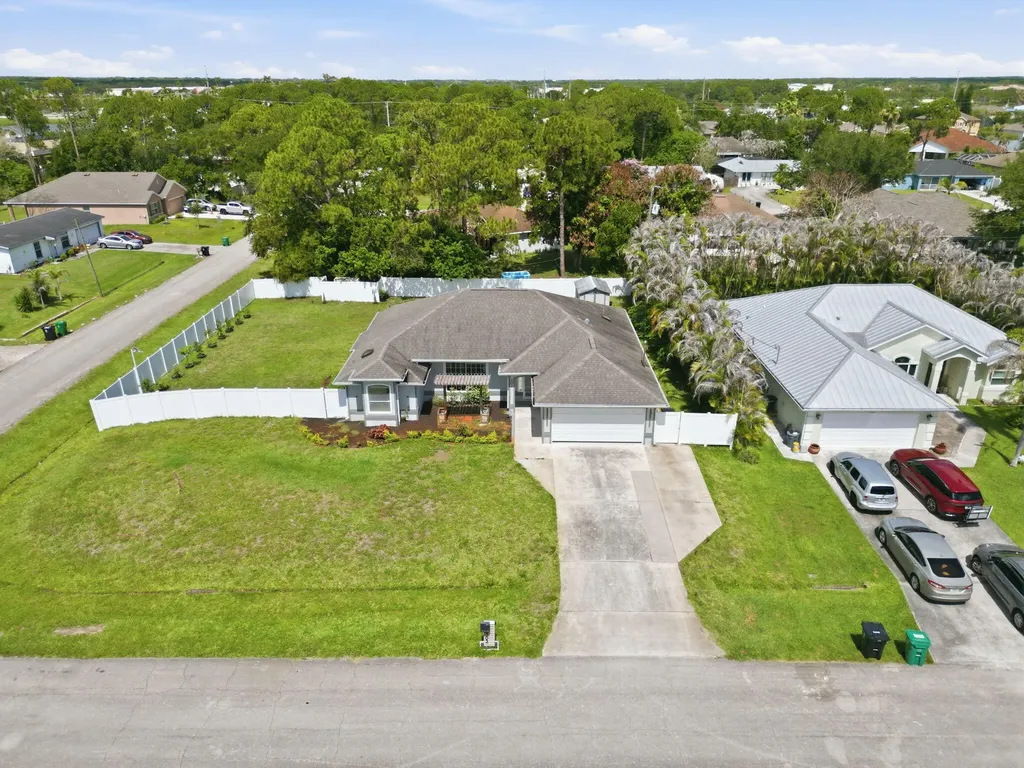 102 NW Peach Street Port St Lucie FL 34983