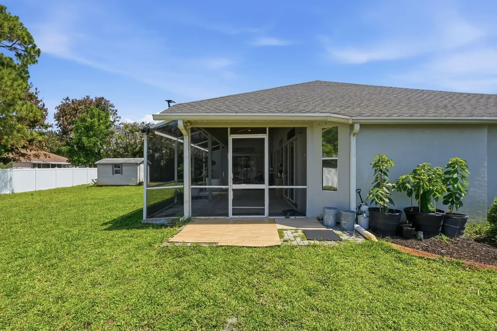 102 NW Peach Street Port St Lucie FL 34983