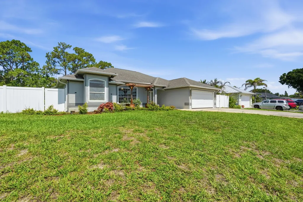 102 NW Peach Street Port St Lucie FL 34983