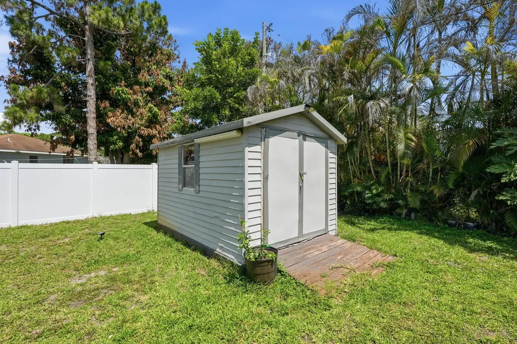 102 NW Peach Street Port St Lucie FL 34983