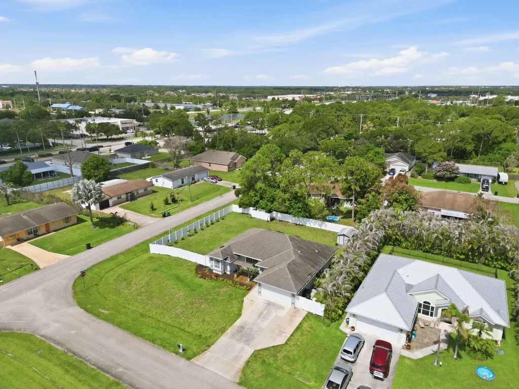 102 NW Peach Street Port St Lucie FL 34983