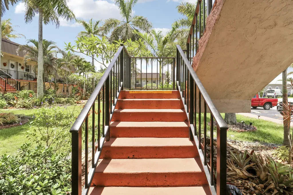 400 Fern Street Jupiter FL 33458