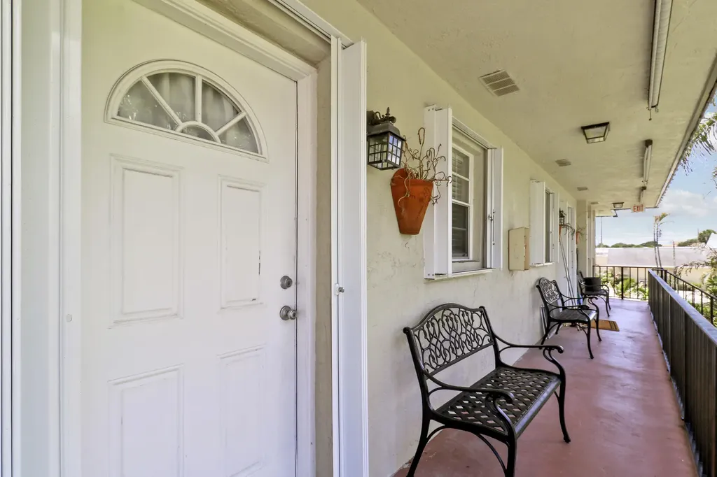 400 Fern Street Jupiter FL 33458