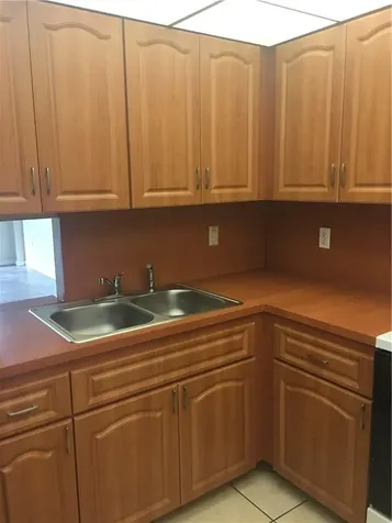 15600 NW 7th Avenue Miami FL 33169