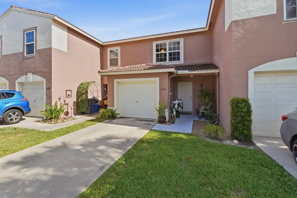 6929 Willow Creek Run Lake Worth FL 33463