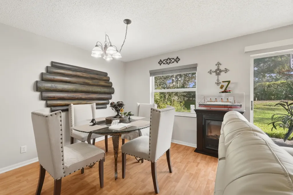 6929 Willow Creek Run Lake Worth FL 33463