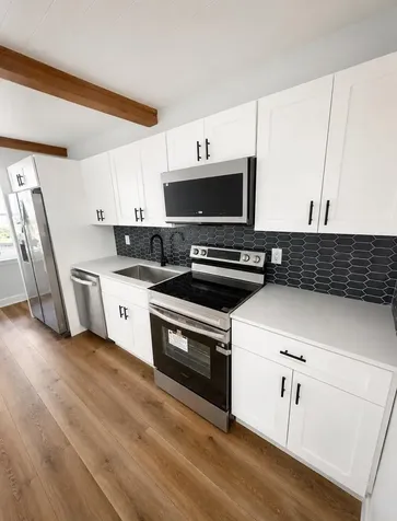 118 SW 7th Street Delray Beach FL 33444