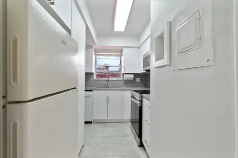 7500 SW 82nd Street Miami FL 33143