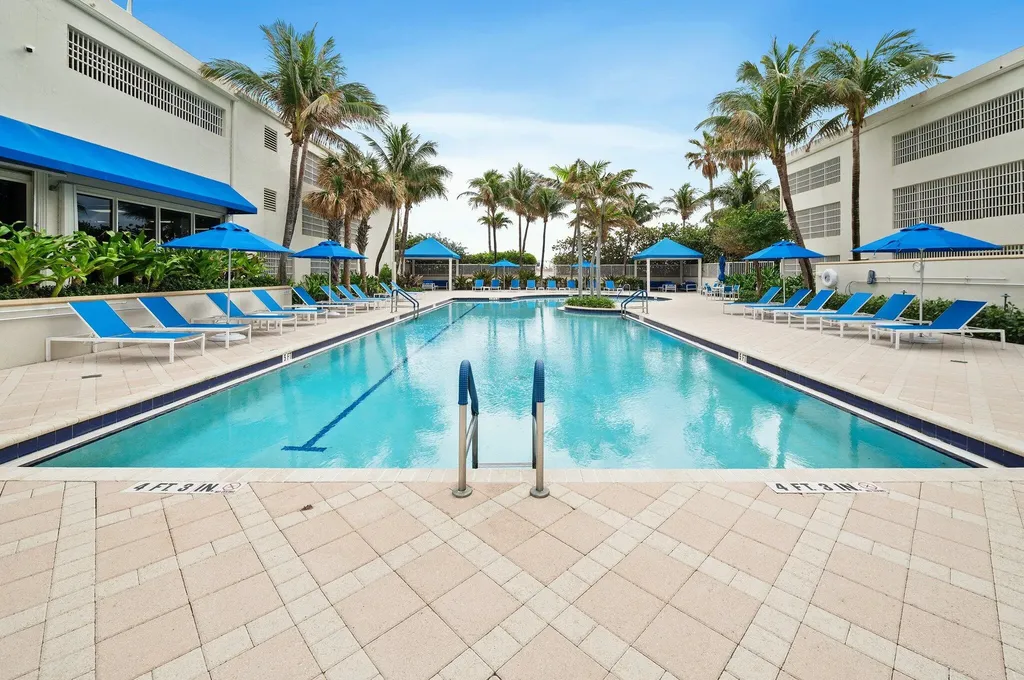 6051 N Ocean Drive Hollywood FL 33019