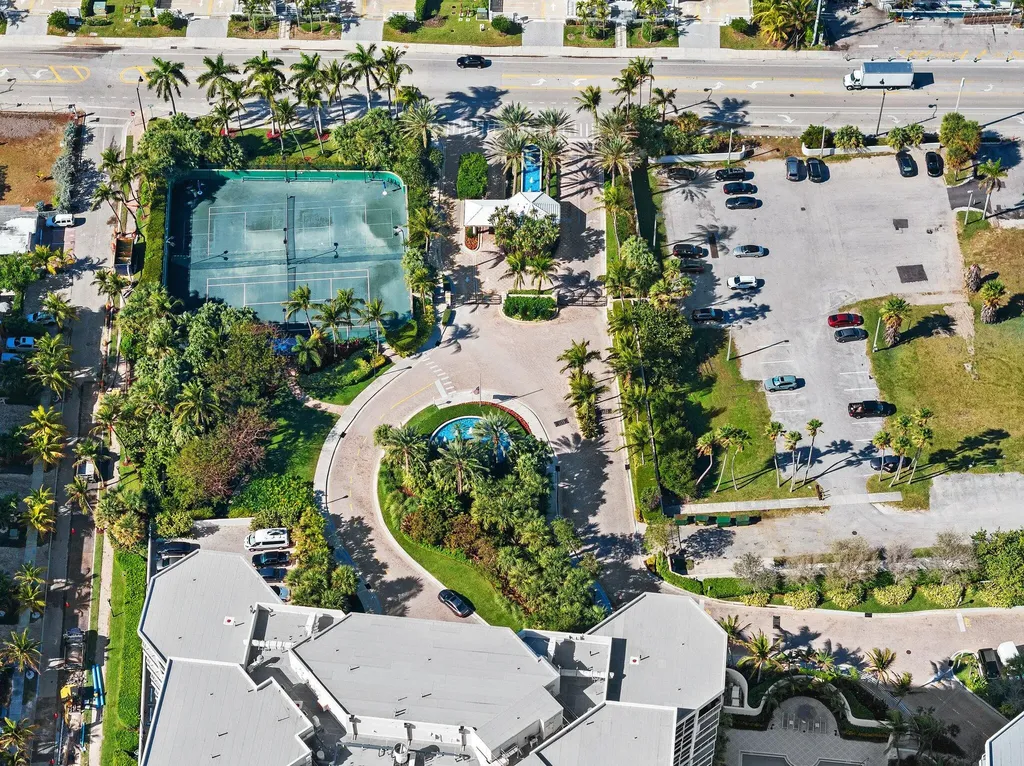 6051 N Ocean Drive Hollywood FL 33019