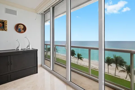 6051 N Ocean Drive Hollywood FL 33019