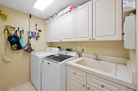 6051 N Ocean Drive Hollywood FL 33019