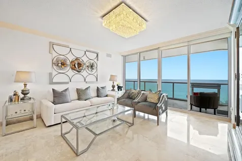 6051 N Ocean Drive Hollywood FL 33019