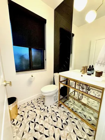 21423 NE 2nd Place Miami FL 33179