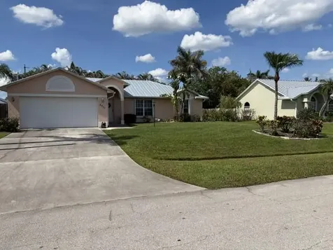2511 SE Jason Avenue Port St Lucie FL 34952