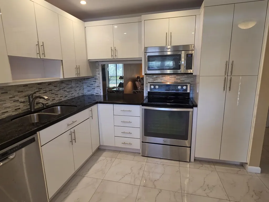 6090 N Sabal Palm Boulevard Tamarac FL 33319