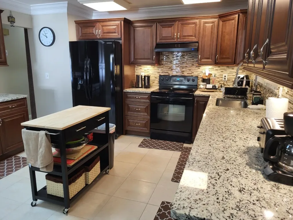 702 SW Belmont Circle Port St Lucie FL 34953