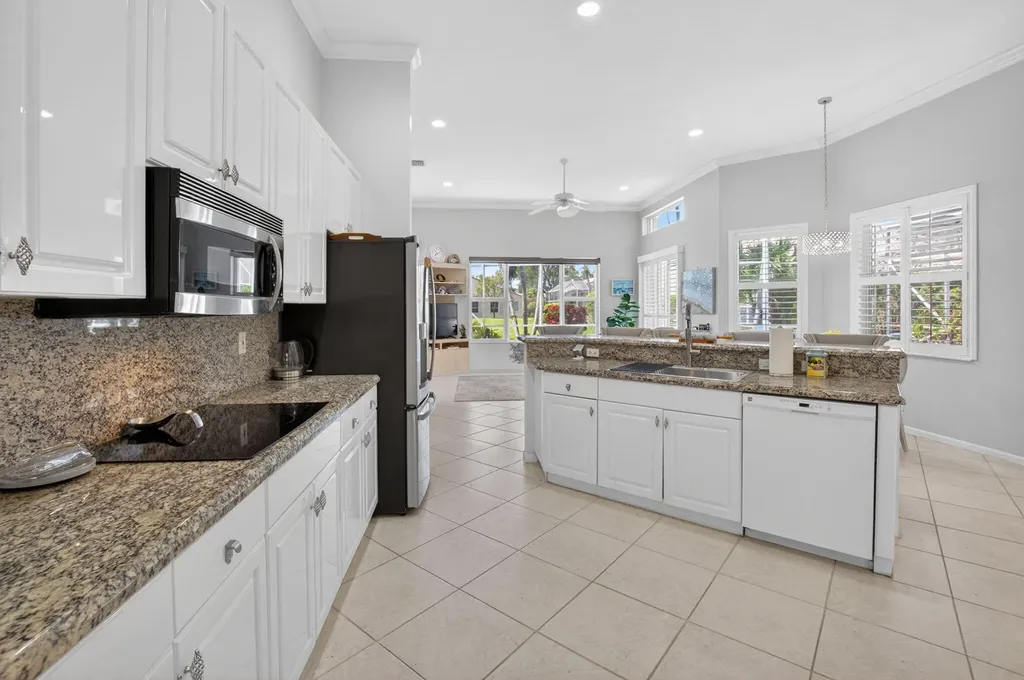 5312 Brooklawn Terrace Boynton Beach FL 33437