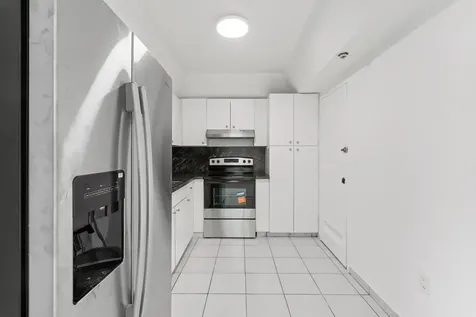 400 Kings Point Drive Sunny Isles Beach FL 33160