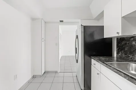 400 Kings Point Drive Sunny Isles Beach FL 33160
