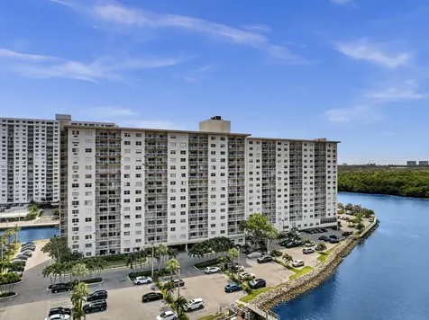 400 Kings Point Drive Sunny Isles Beach FL 33160